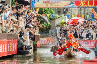 ?魔笛向你发来问候：很高兴在主场拿下3分，胜利是最重要的 Hala Madrid